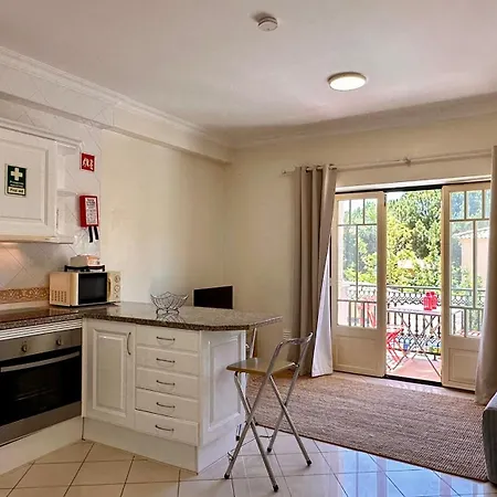 Апартаменти Bicos J By Check-in Portugal *